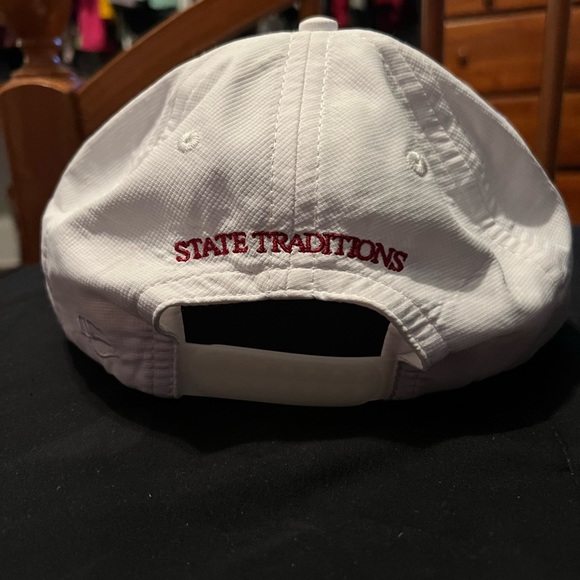 hat - Picture 2 of 3